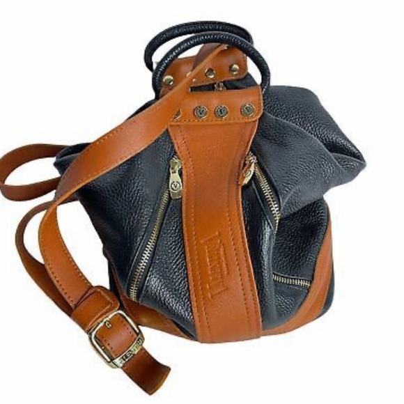 Valentina black made in Italy leather convertible sling…. - Picture 4 of 11